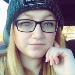 Meet your Posher, Tabitha